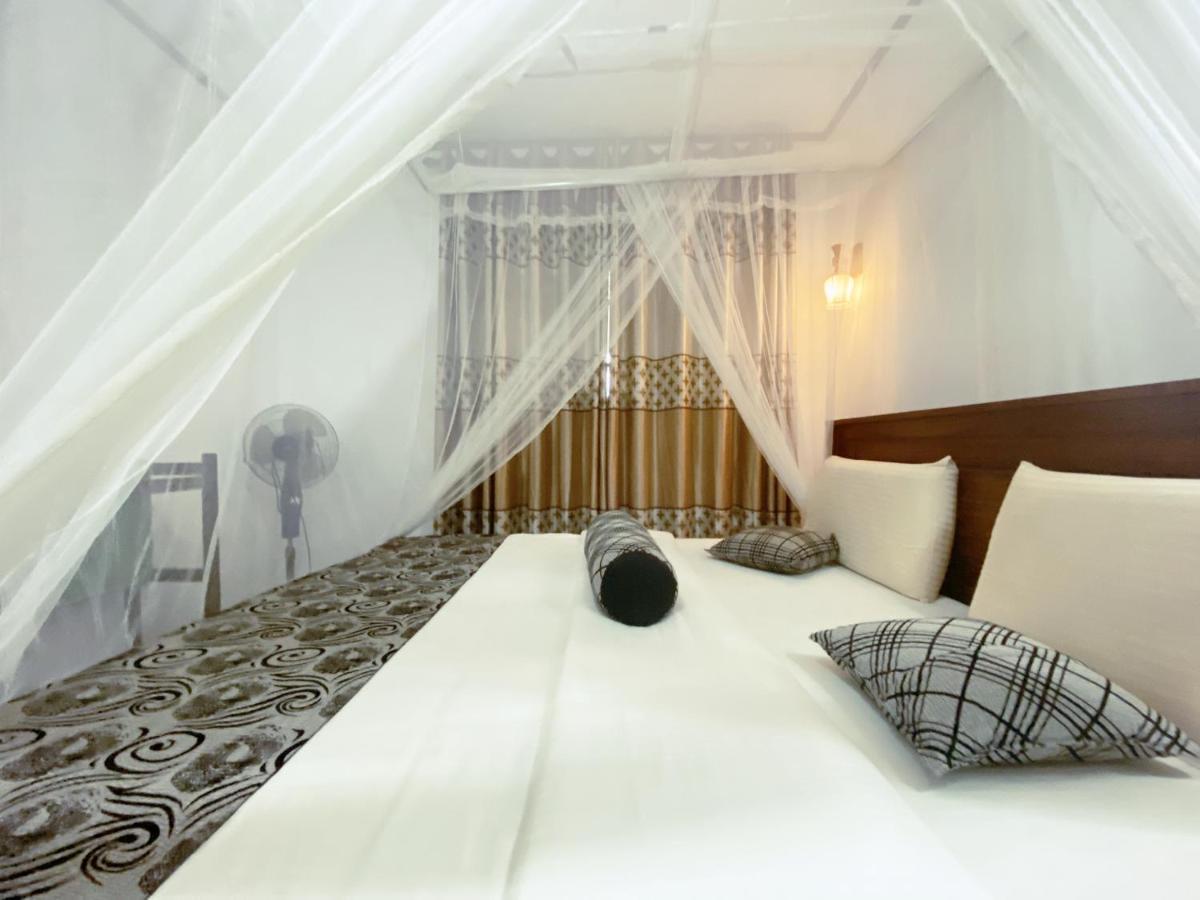 Nature Village Inn Элла Экстерьер фото